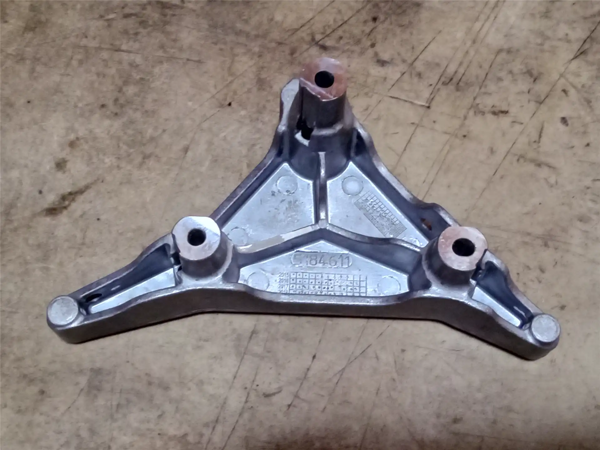 NEW BRACKET indicator image 1