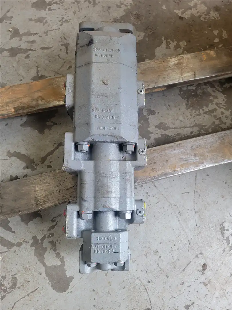 NEW HYDRAULIC PUMP image 2