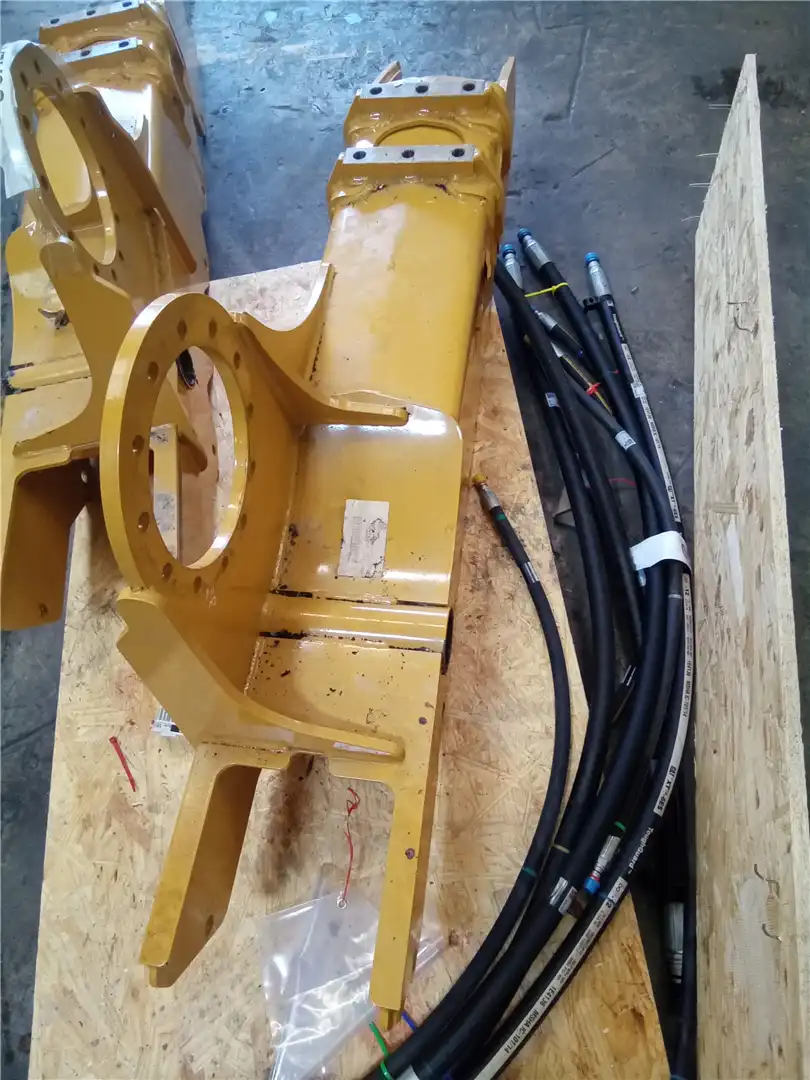 NEW FRAME GP- TRAC image 3