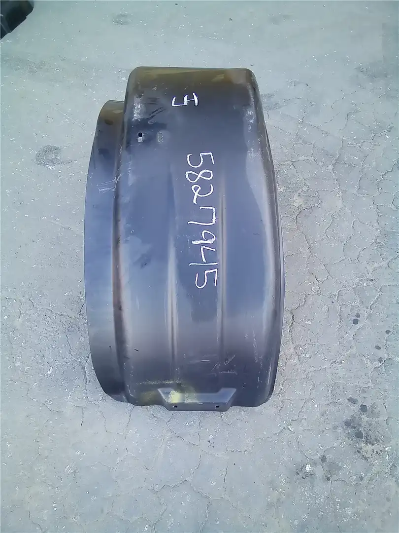 NEW REAR FENDER image 2
