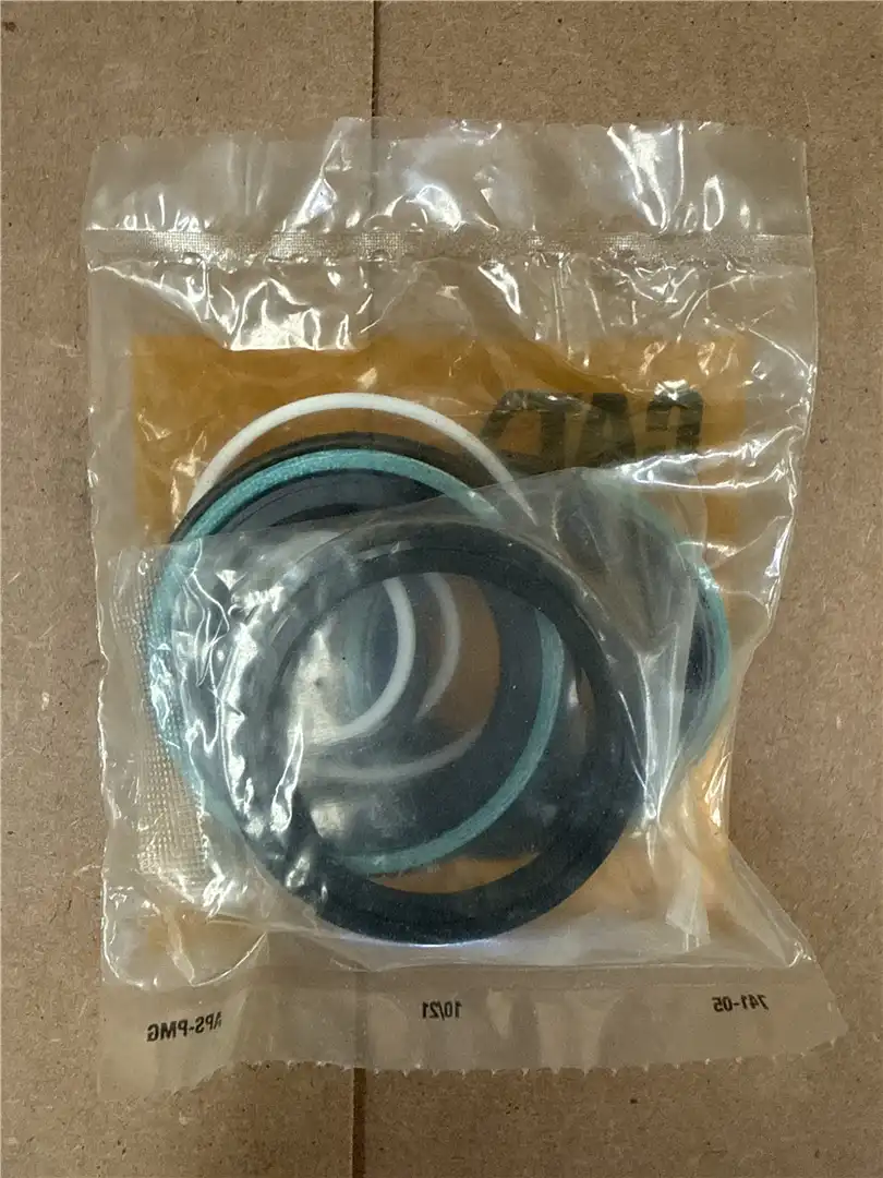 NEW SEAL KIT image 2