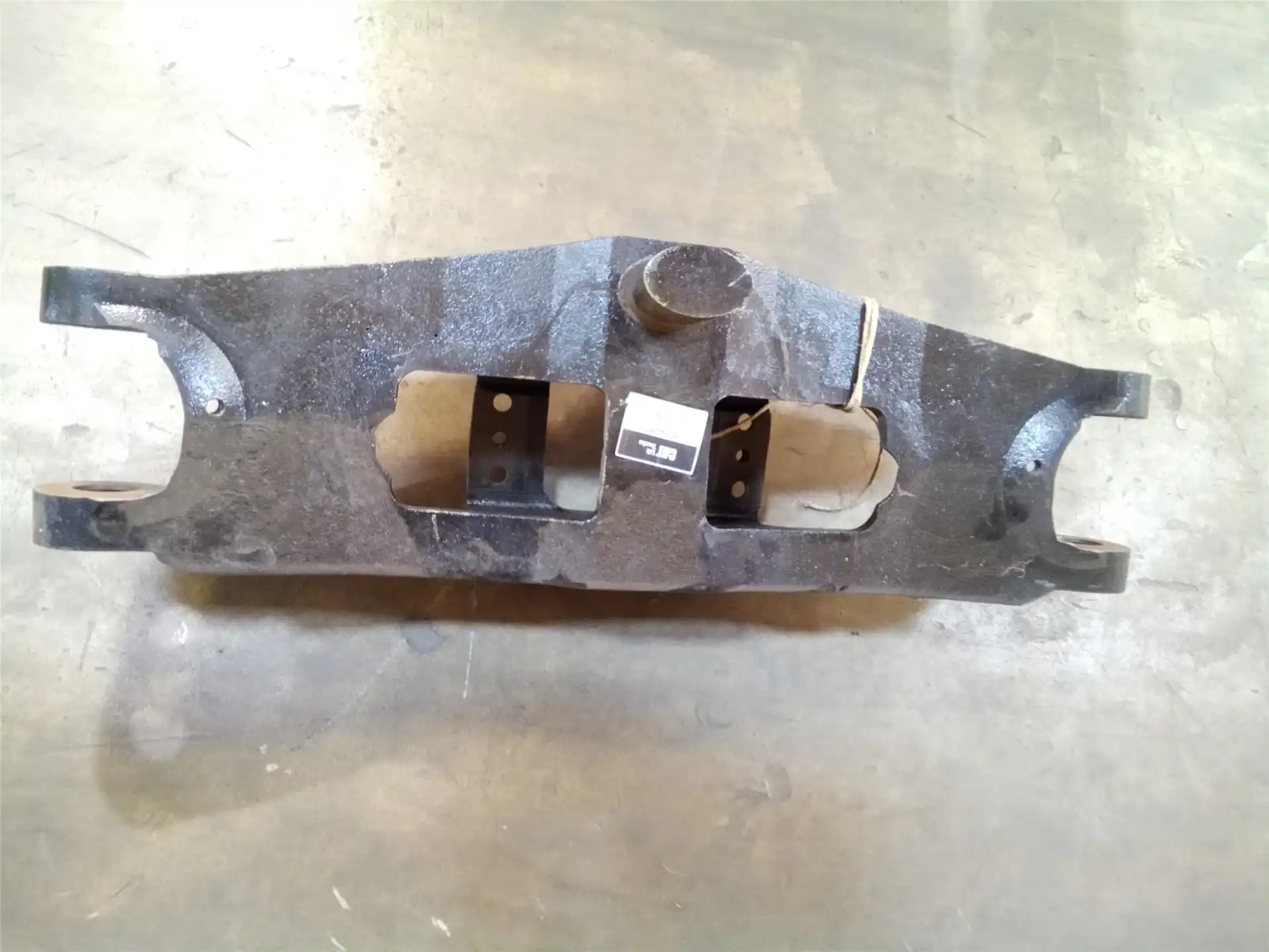 NEW AXLE image 2