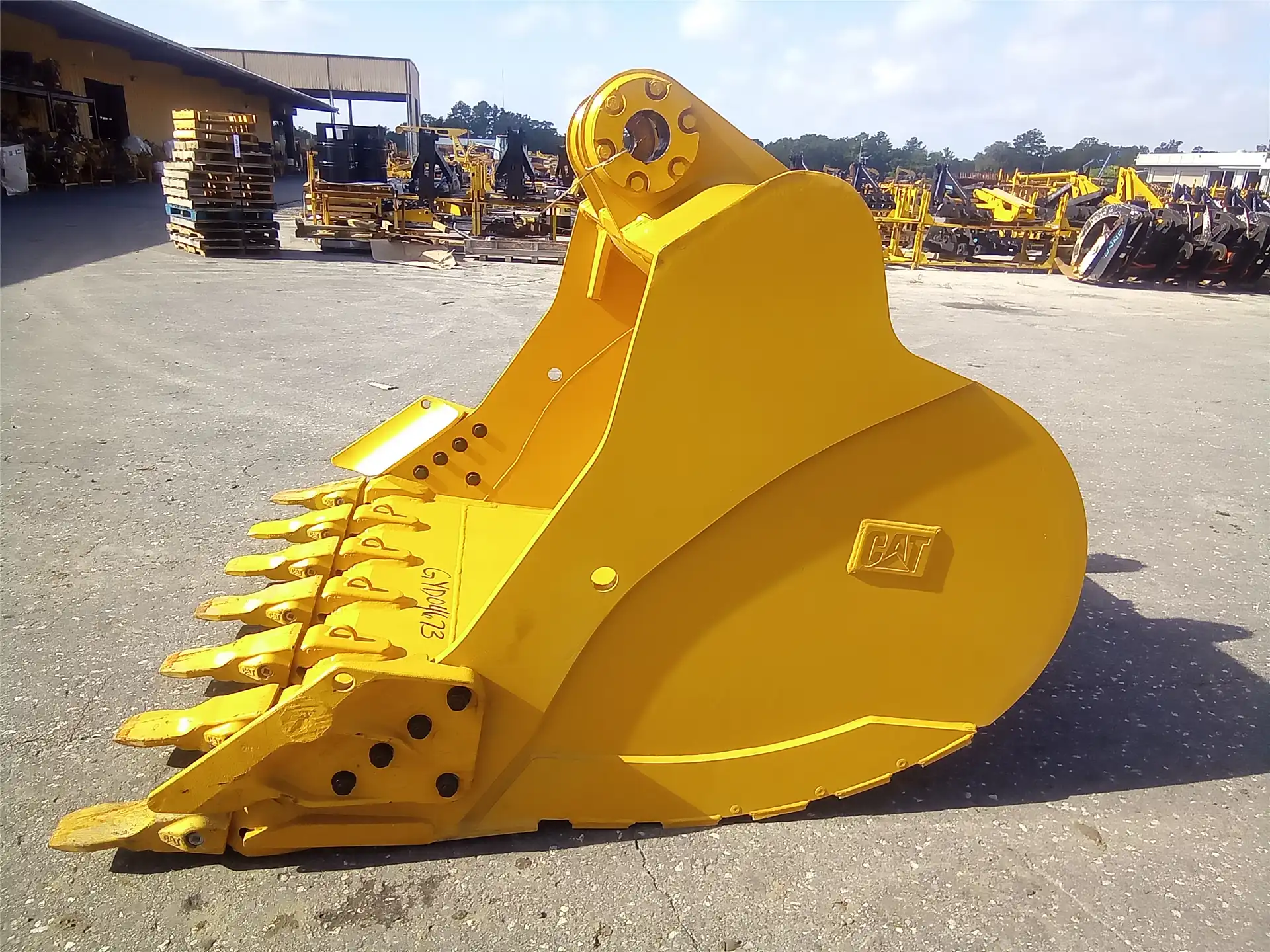 NEW 81INCH BUCKET image 2