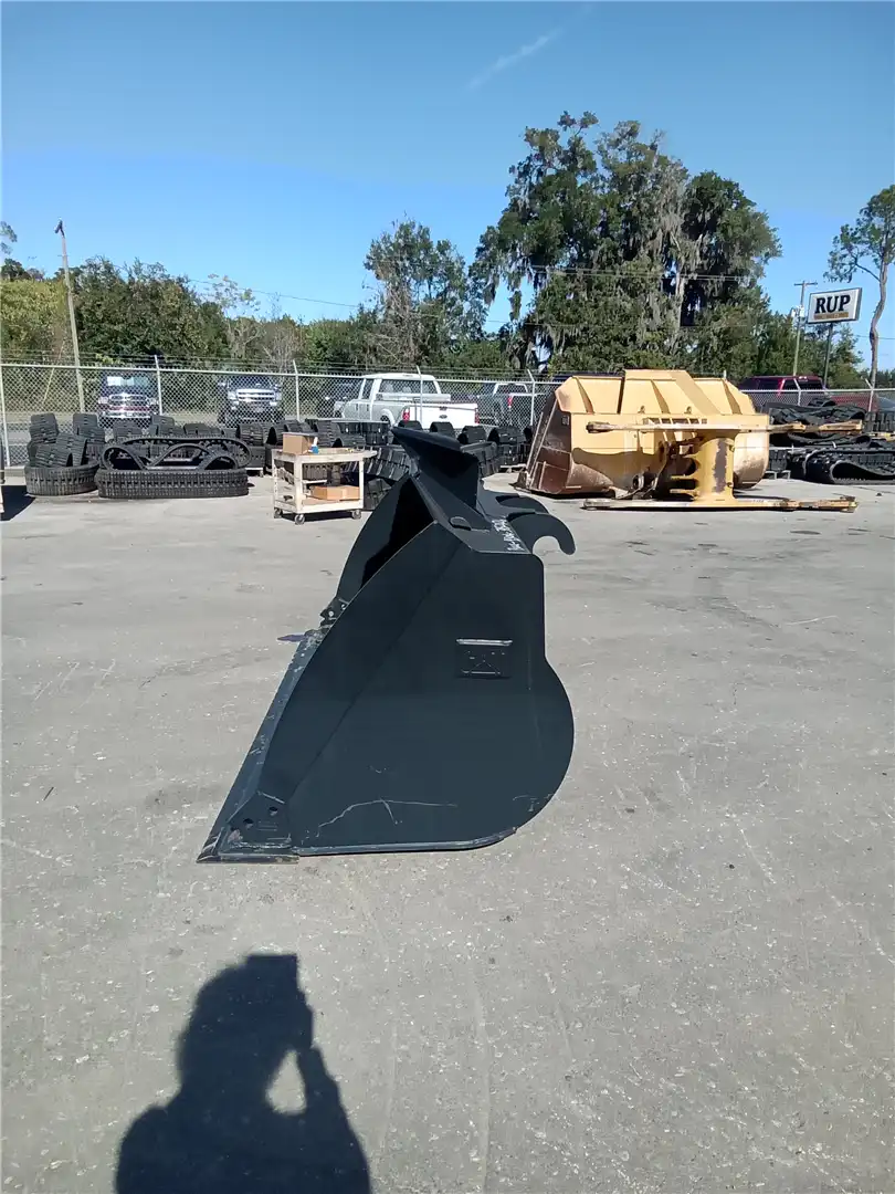 NEW 107INCH BUCKET image 3
