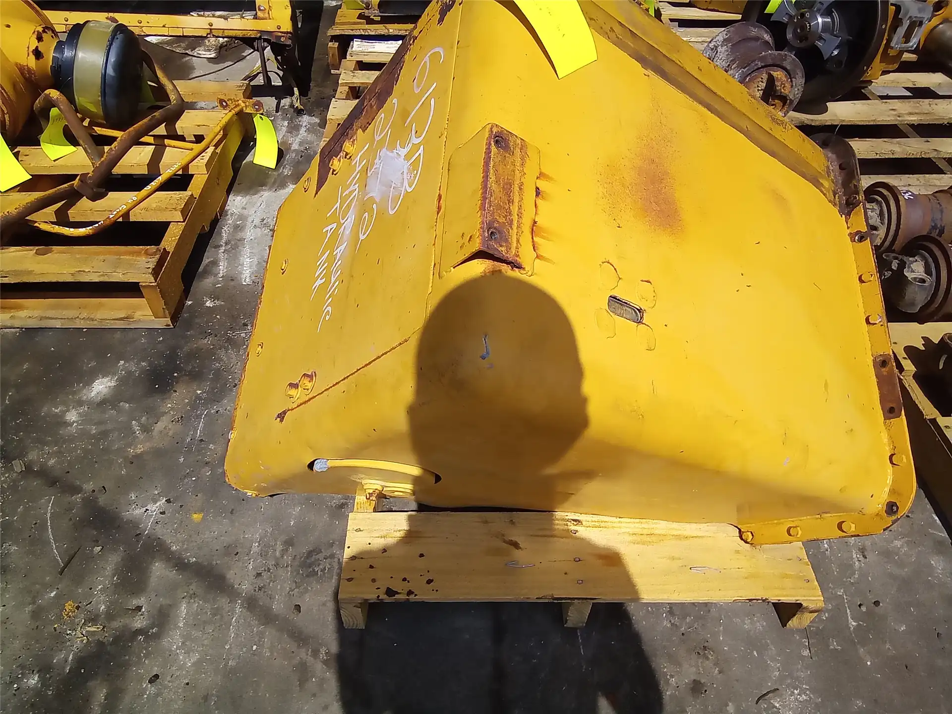 USED HYDRAULIC TAN image 2