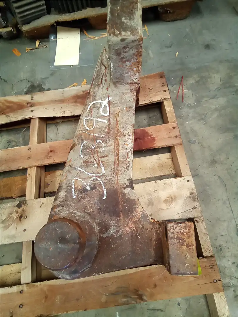 USED TRUNNION LH image 2