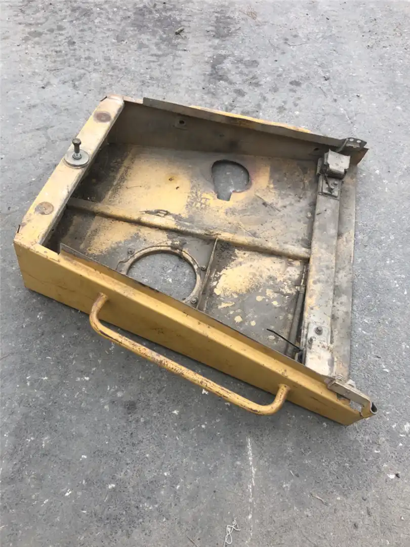 USED HOOD AS indicator image 1