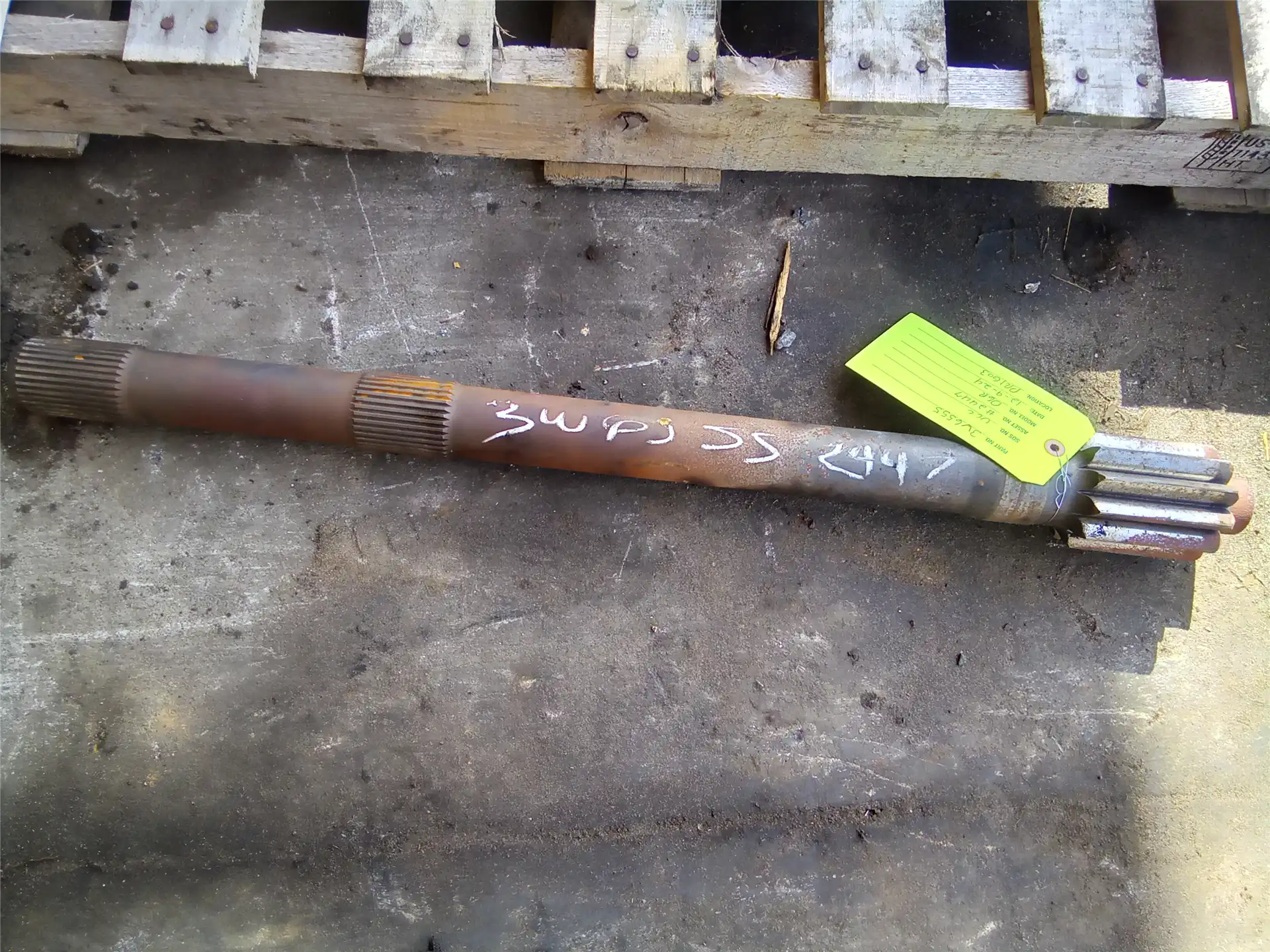 USED AXLE SHAFT image 2