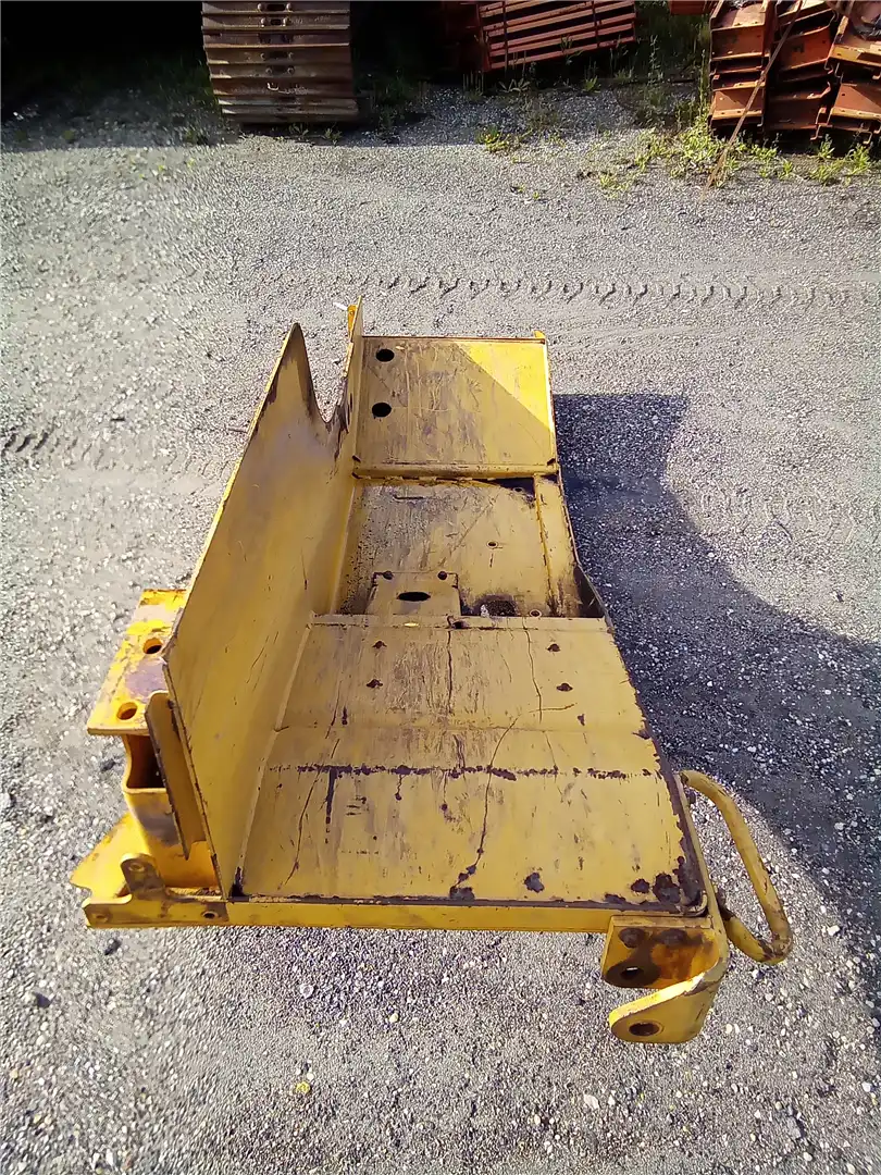 USED RH FENDER image 2