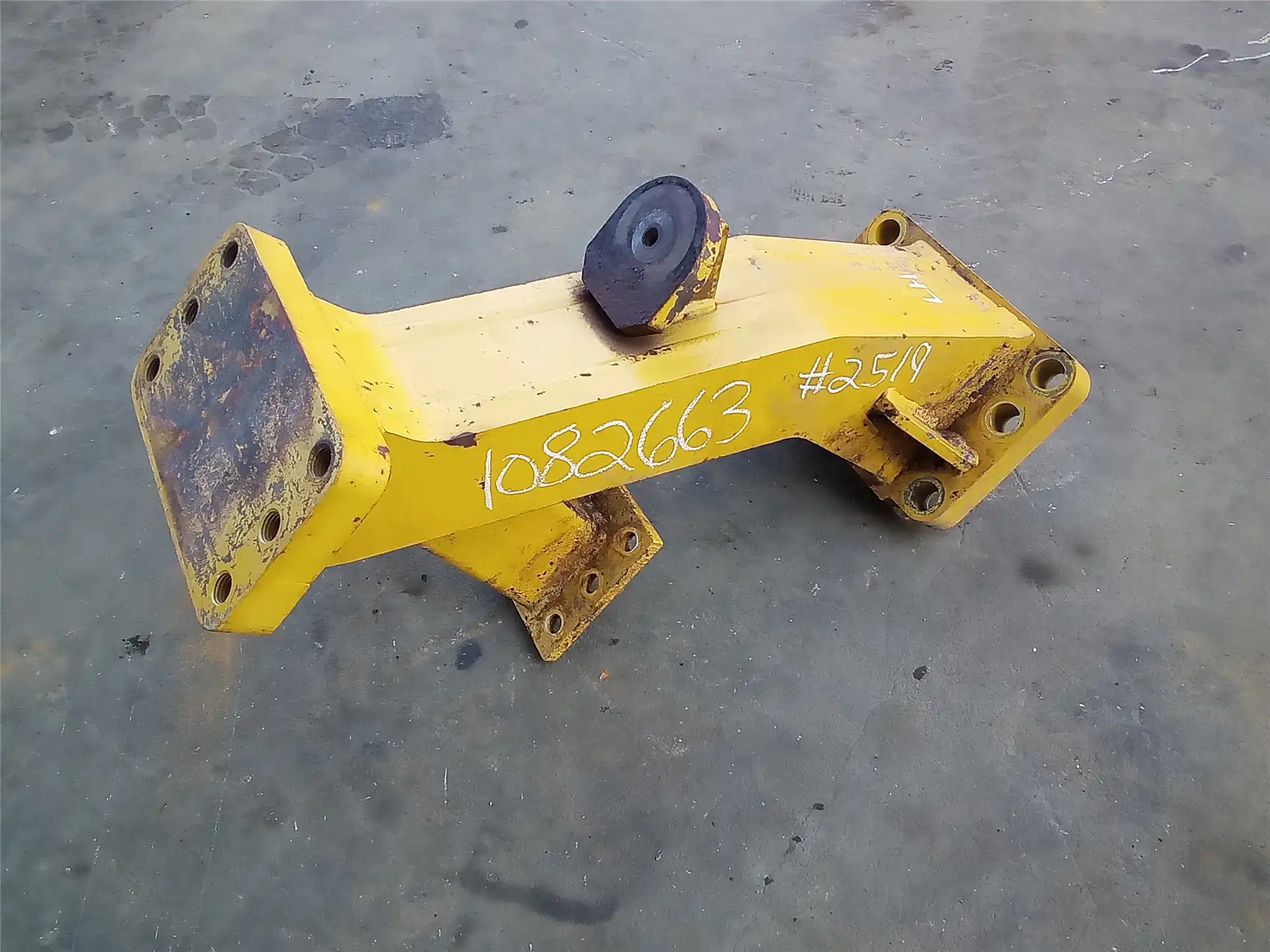 USED ROPS SUPPORT image 2