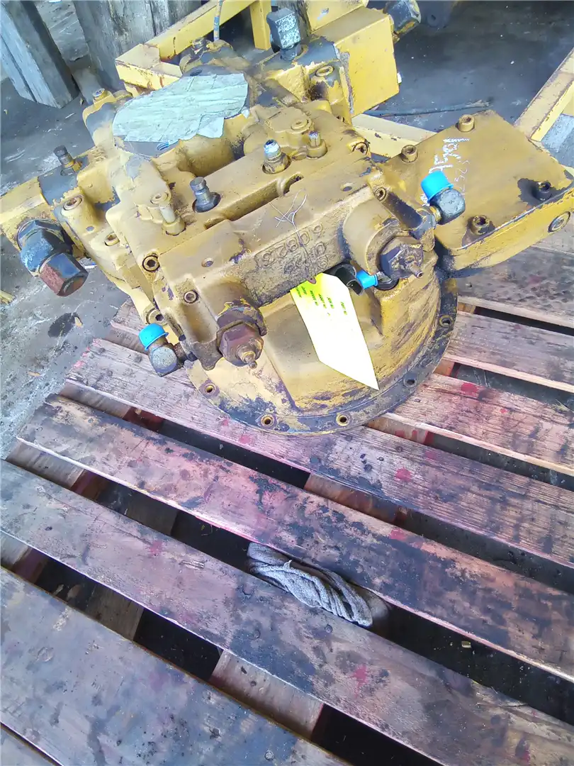 USED HYDRAULIC PUM image 2