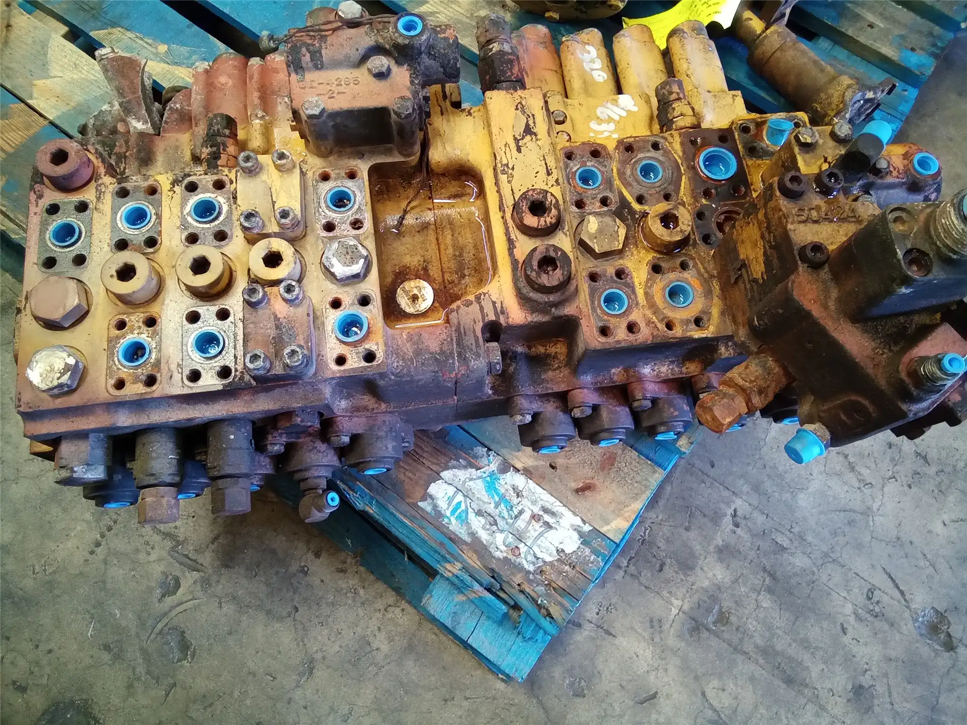 USED MAIN CONTROL image 2