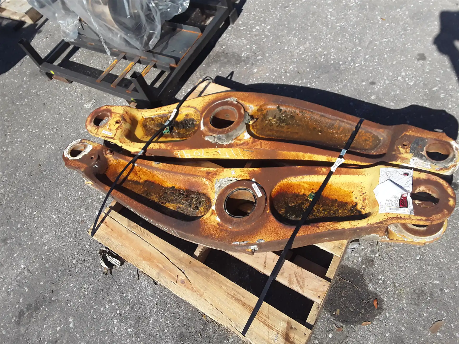 USED LEVER image 3