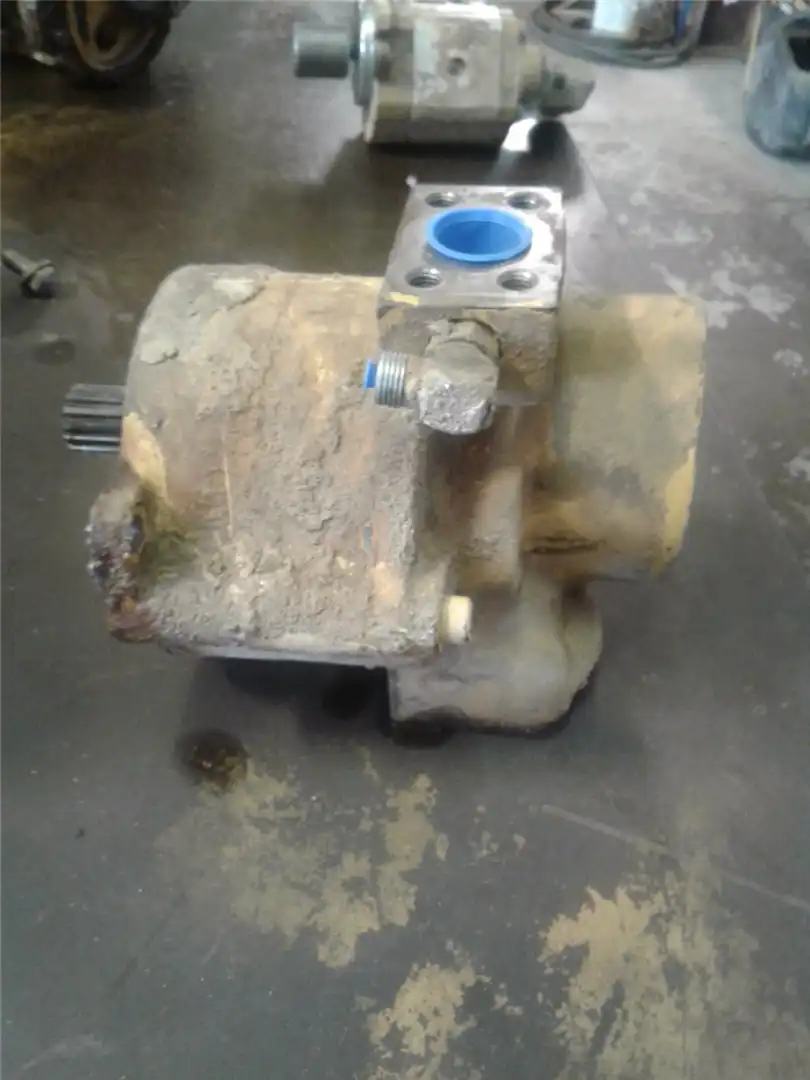 USED PUMP GP image 2