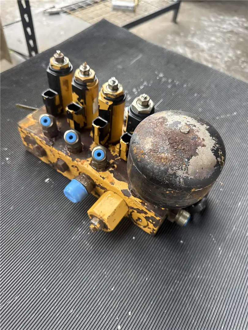 USED VALVE GP image 2