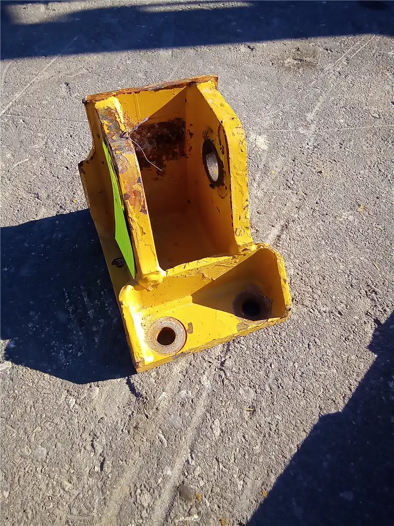 USED BRACKET AS image 3