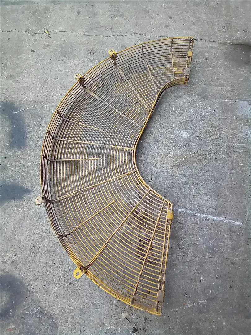 USED FAN GUARD image 2