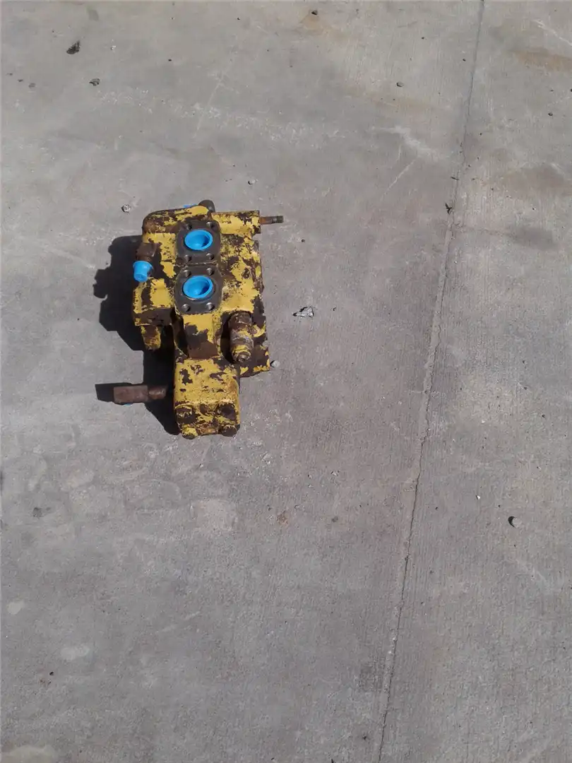 USED VALVE GP STEE image 3