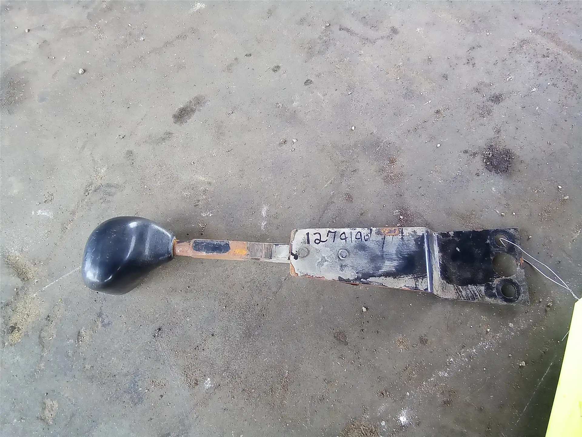USED LEVER image 2