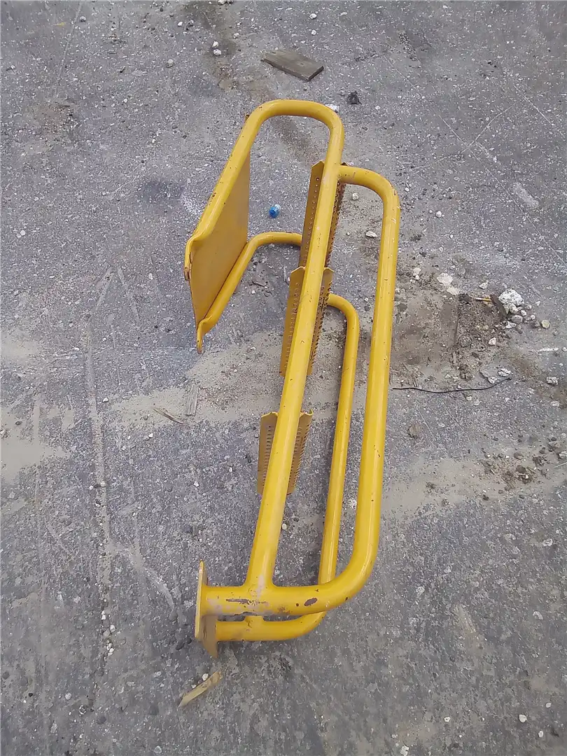 USED LADDER image 6