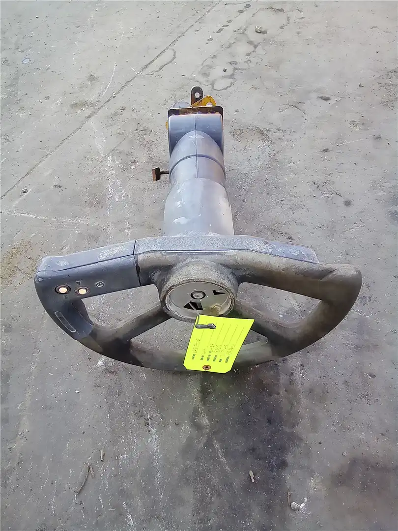 USED STEERING WHEE indicator image 1