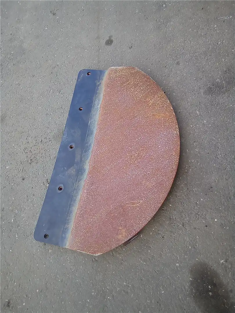 USED BOTTOM GUARD image 6