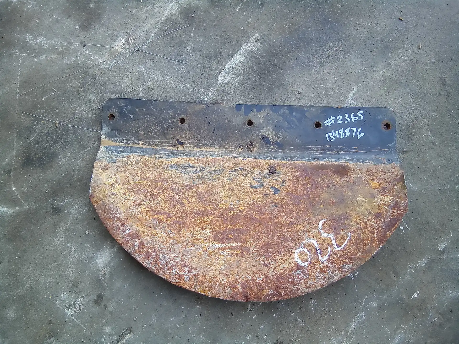 USED BOTTOM GUARD image 10