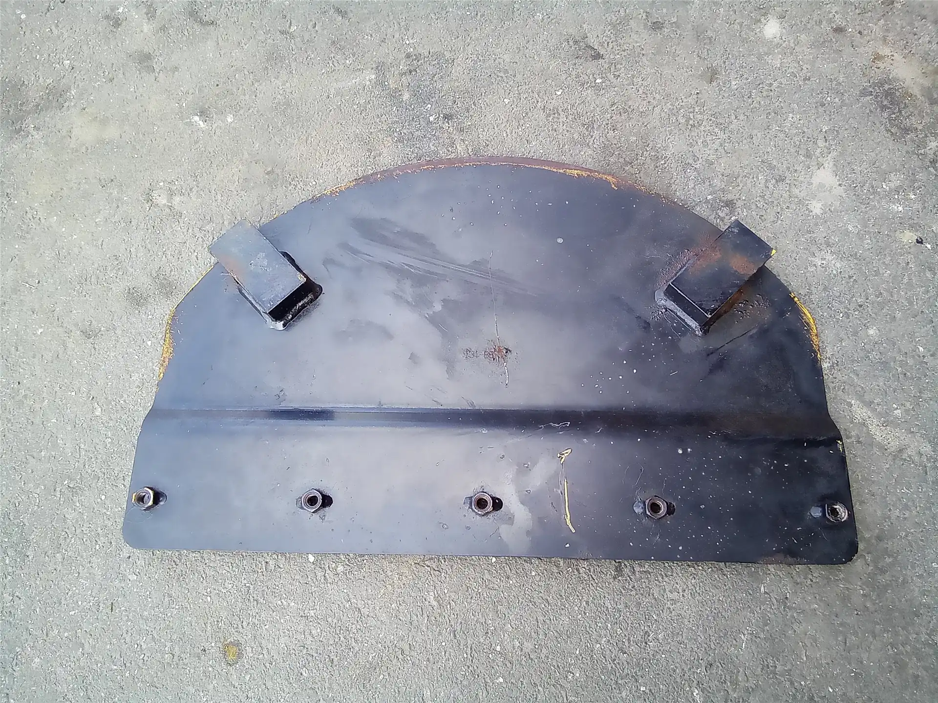 USED BOTTOM GUARD image 11