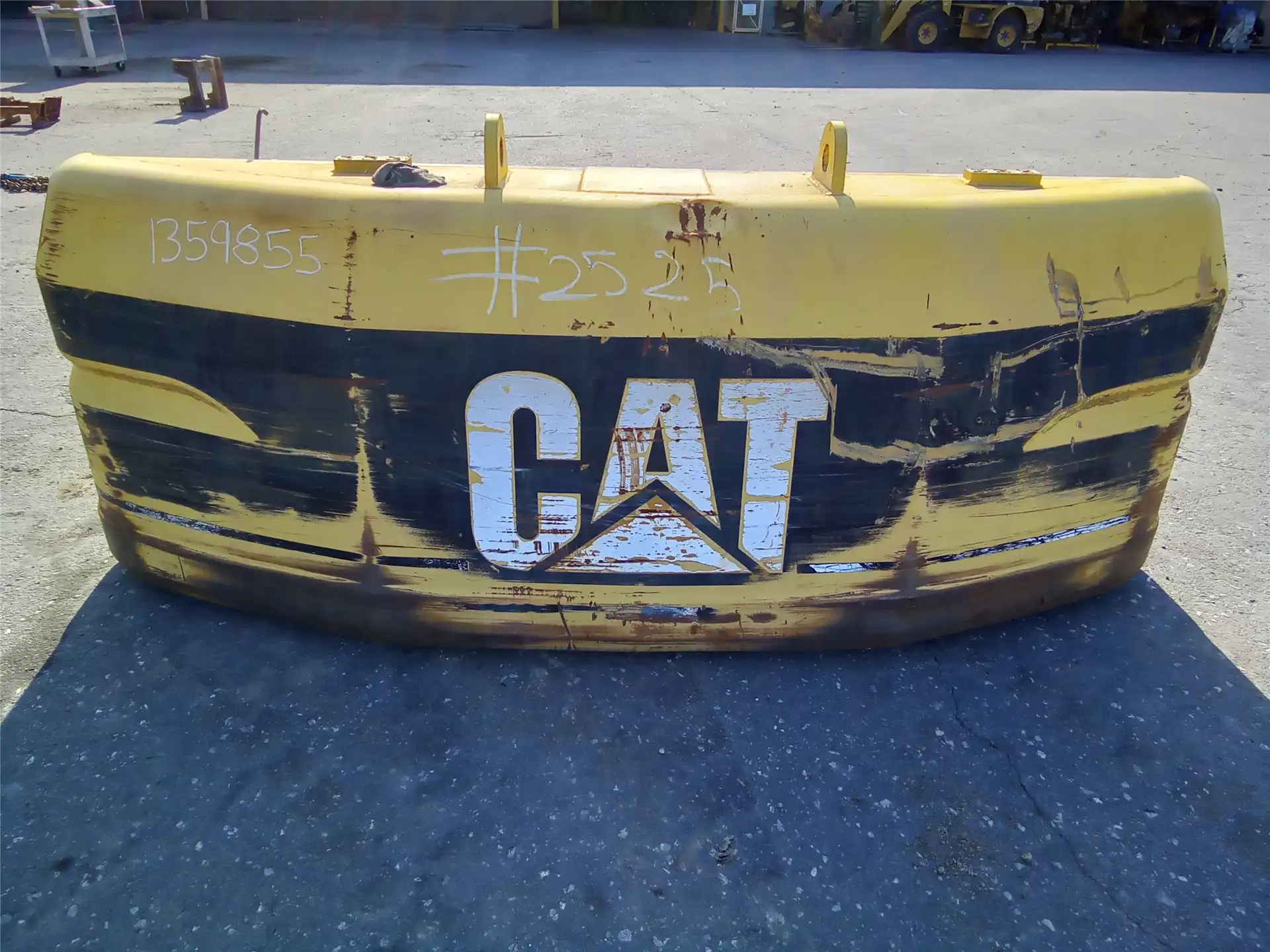 USED COUNTERWEIGHT image 2
