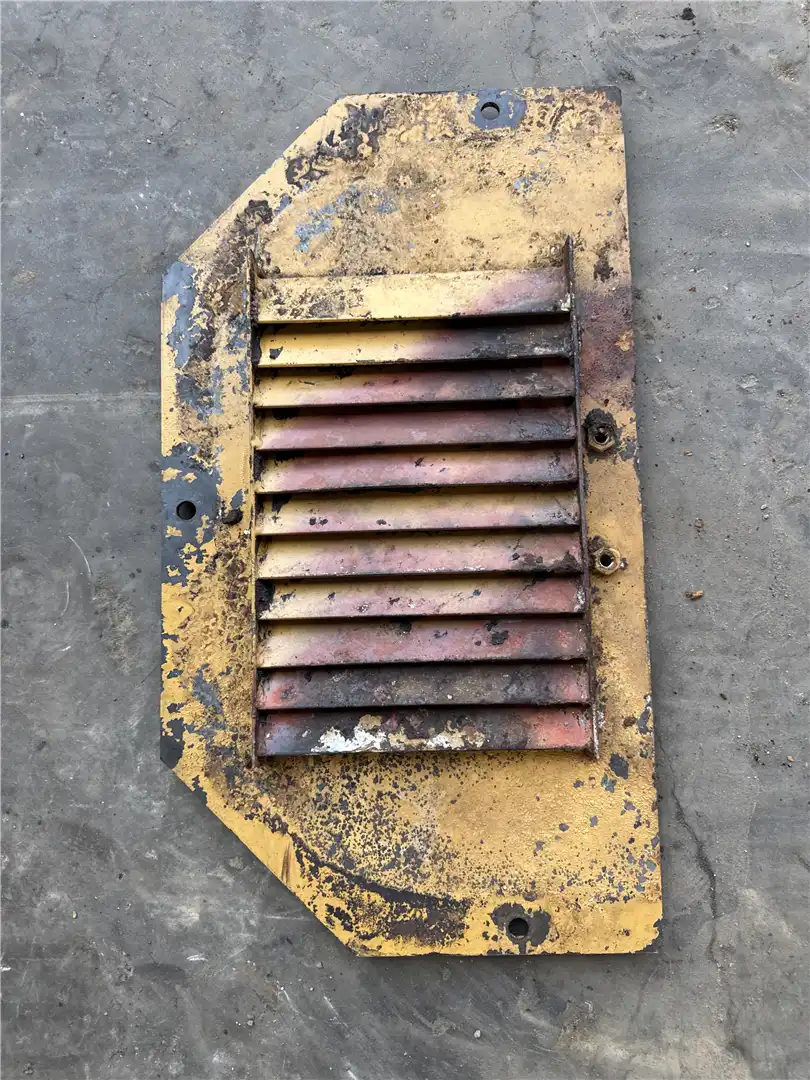 USES PLATE AS image 2