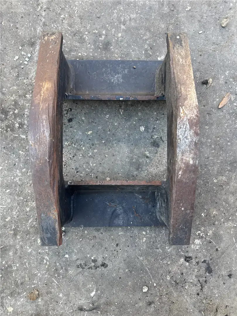 USED TRACK GUARD image 7