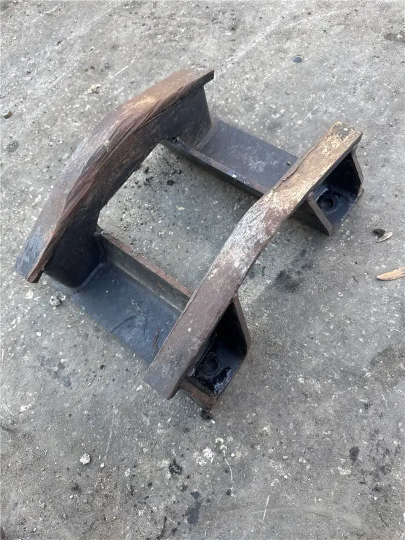 USED TRACK GUARD image 8
