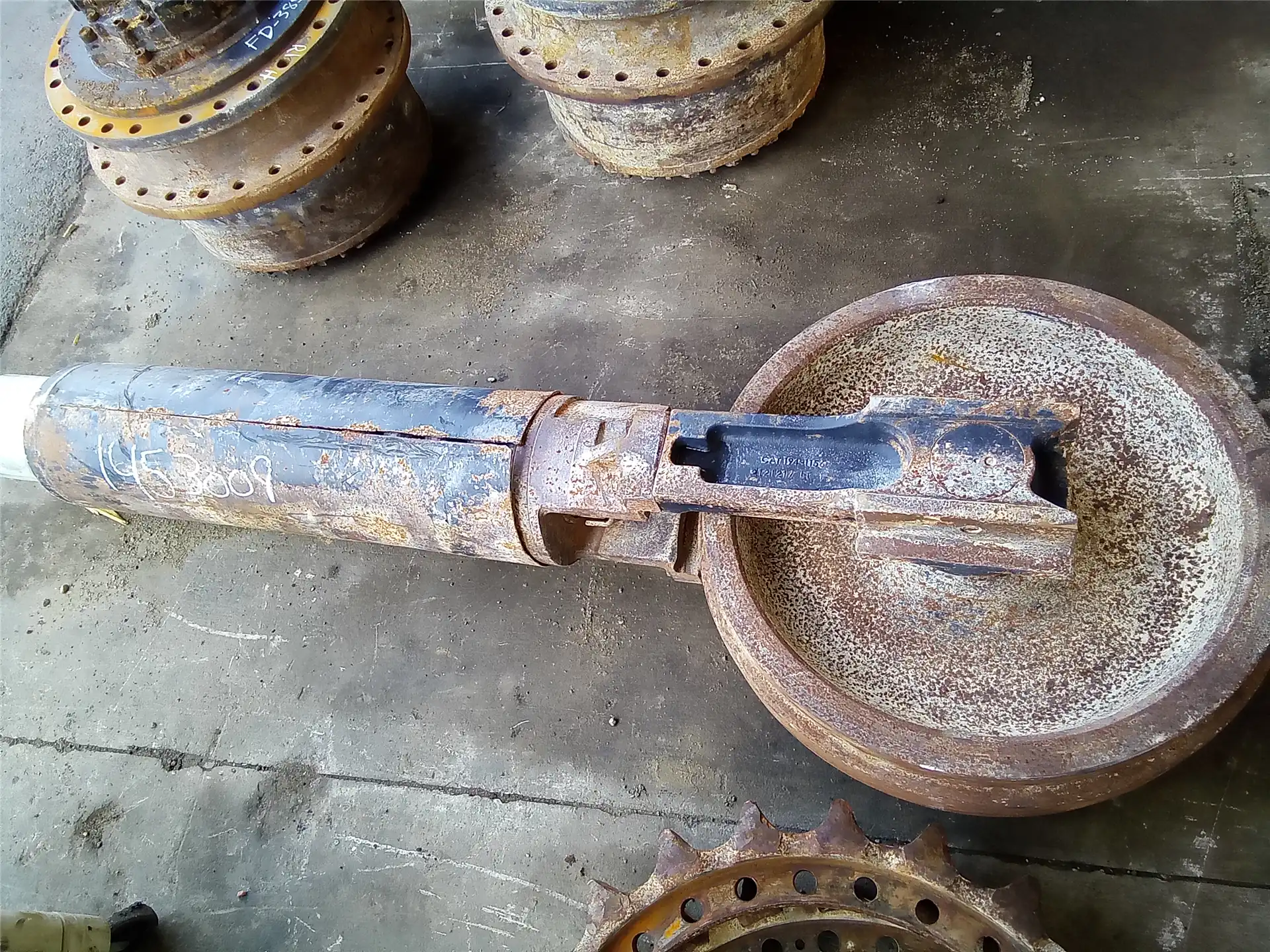 USED IDLER GP FRON image 7