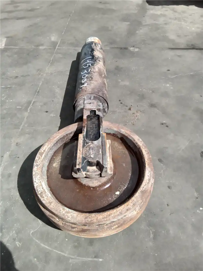 USED IDLER GP FRON image 3