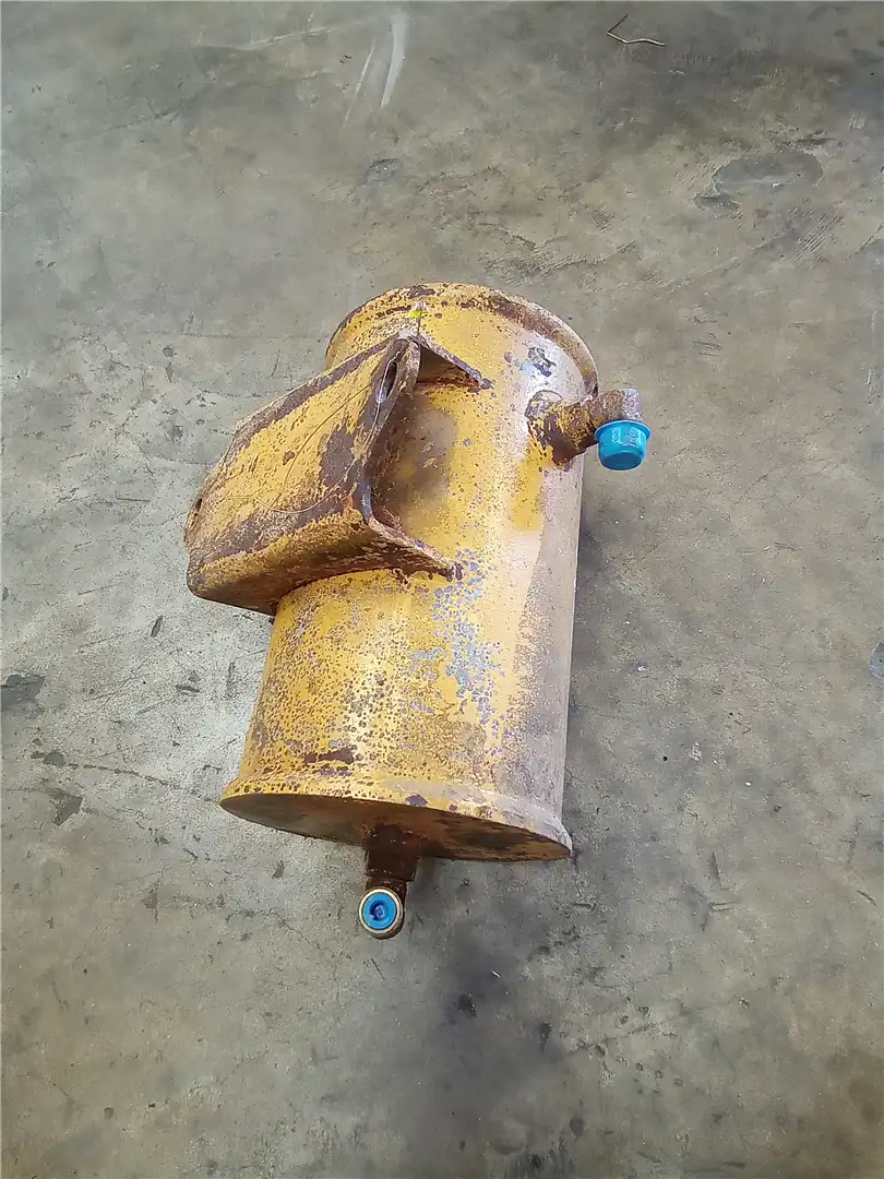 USED TANK GP- BRAK indicator image 1
