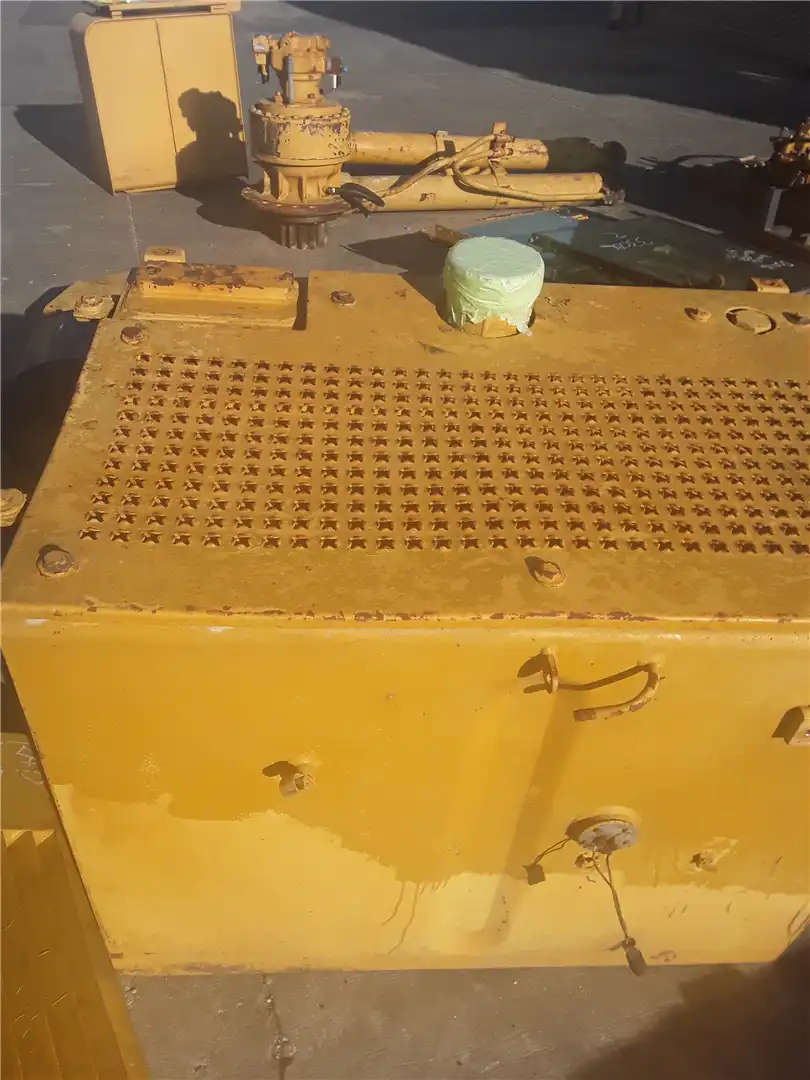 USED FUEL TANK image 2