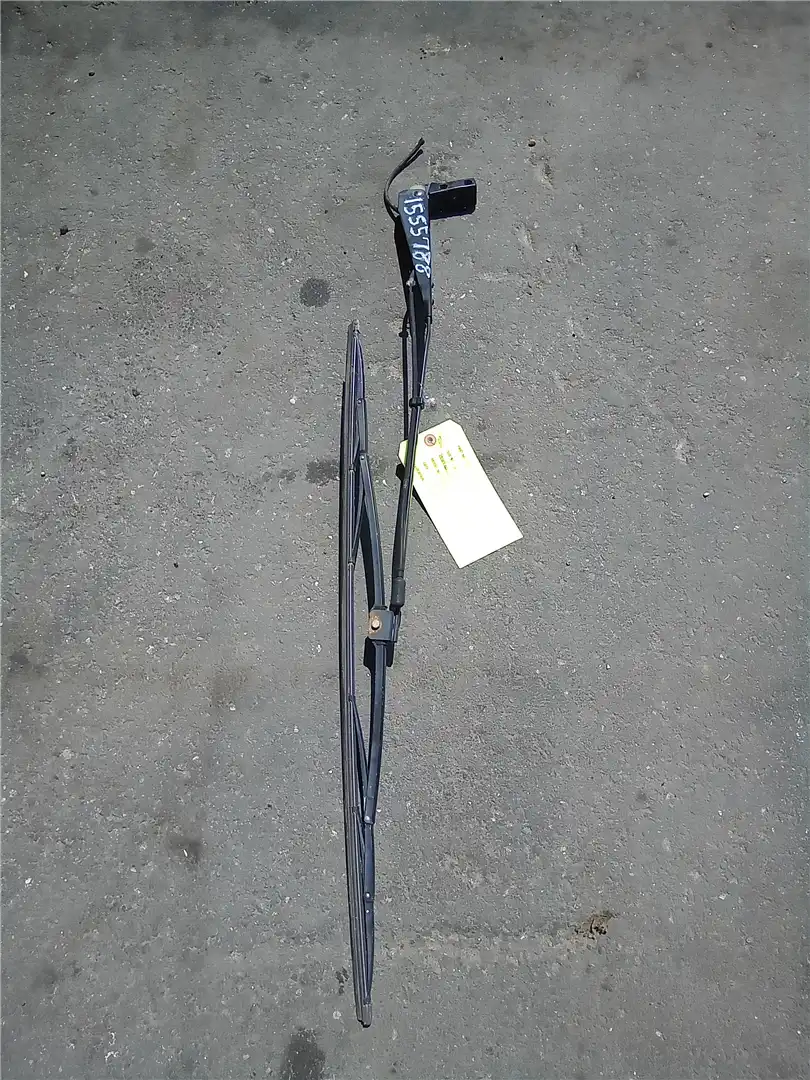 USED WIPER ARM image 2