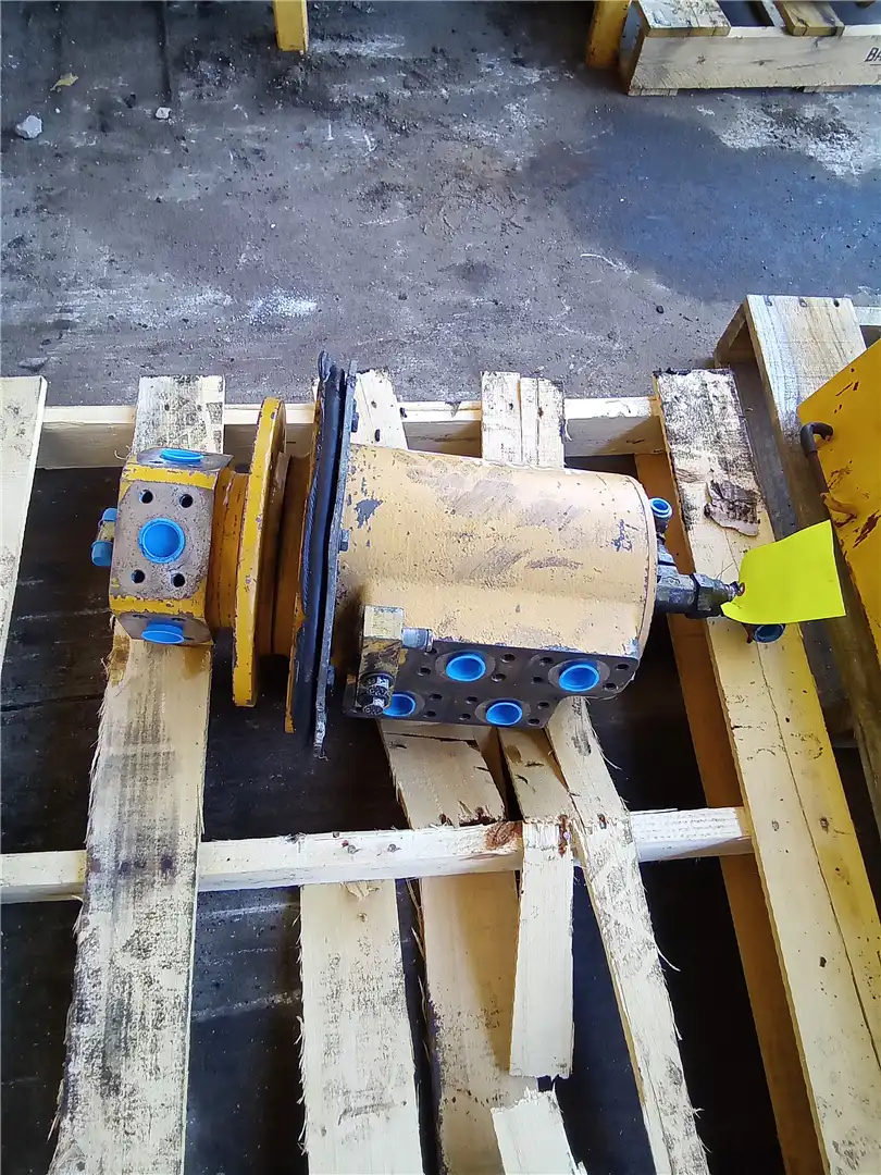 USED SWIVEL MOTOR image 3