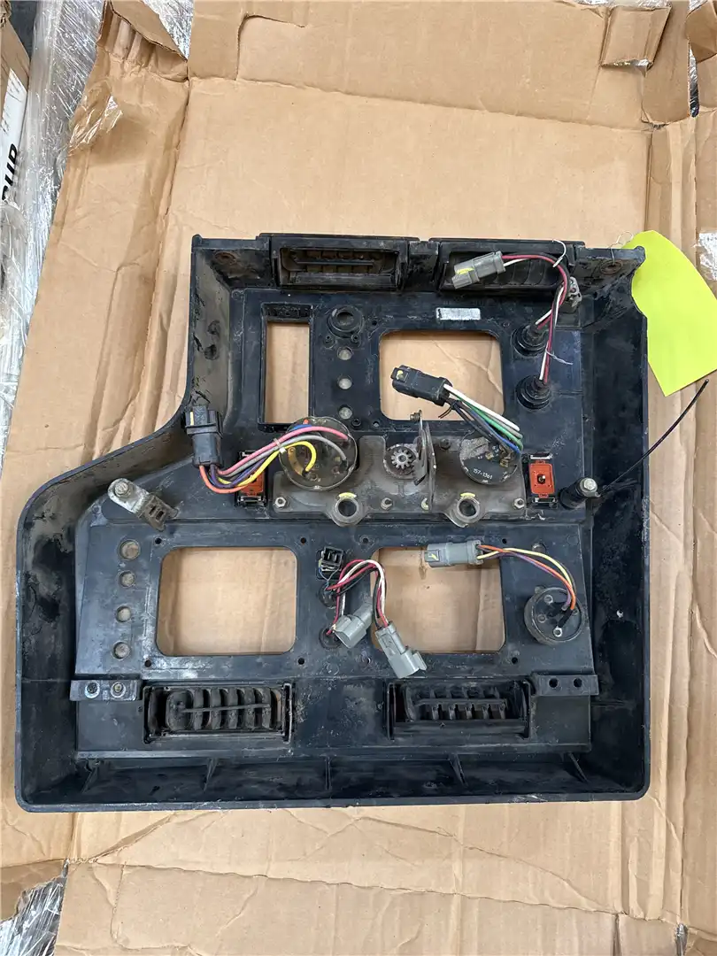 USED PANEL image 2