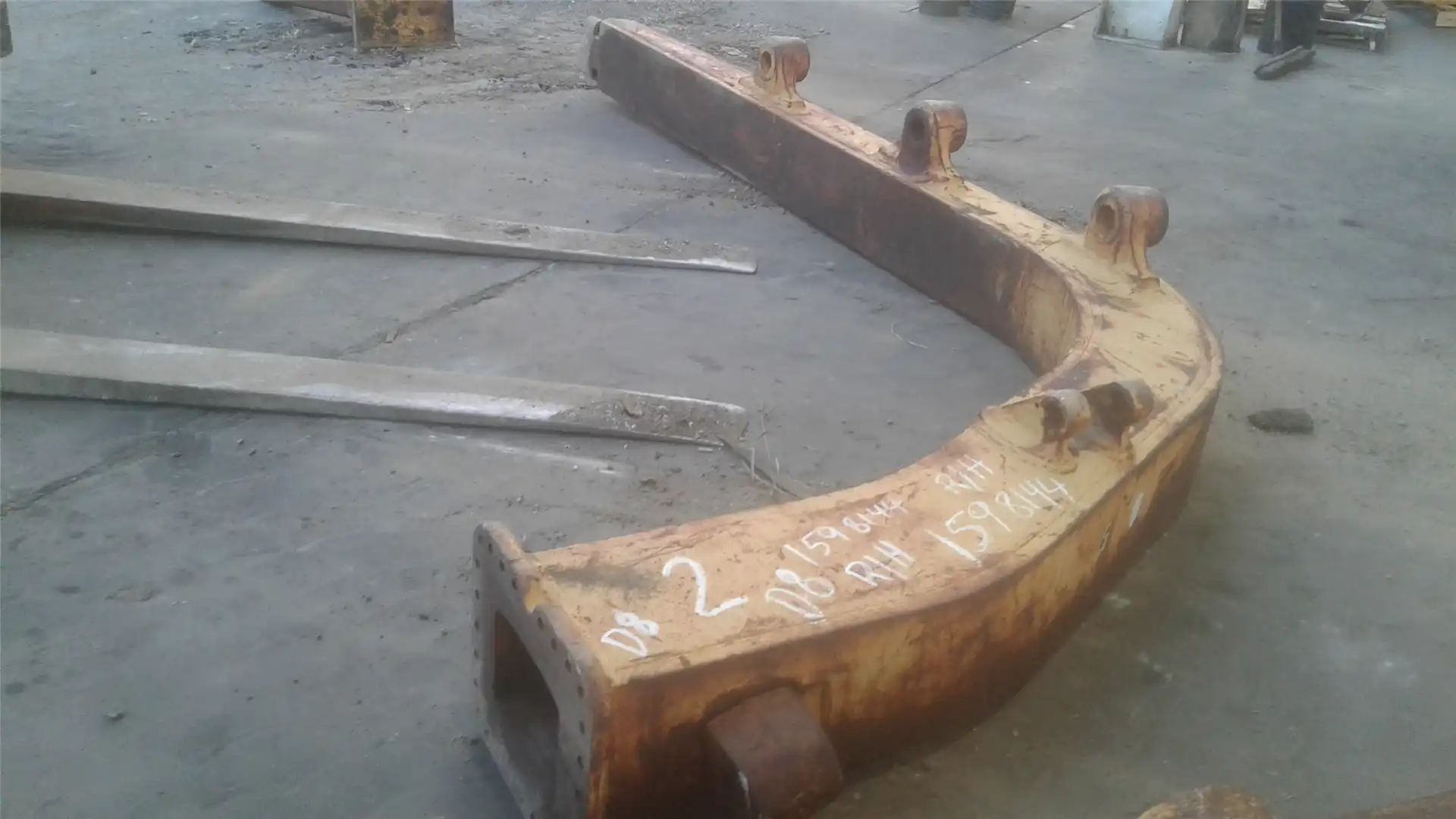 USED C FRAME (RH) image 2