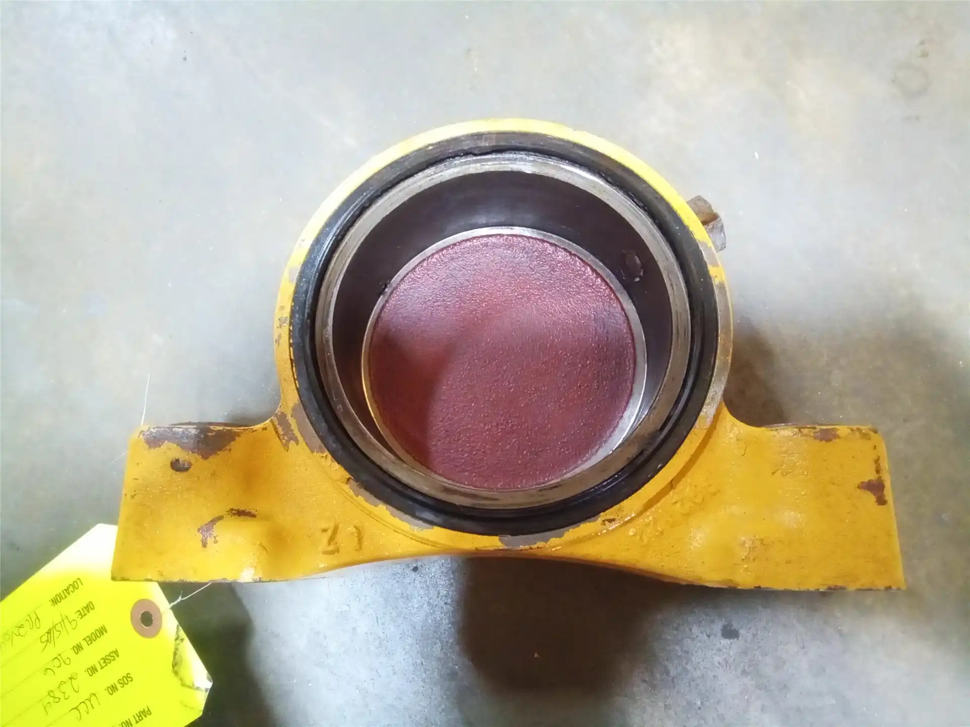 USED TRUNNION image 2
