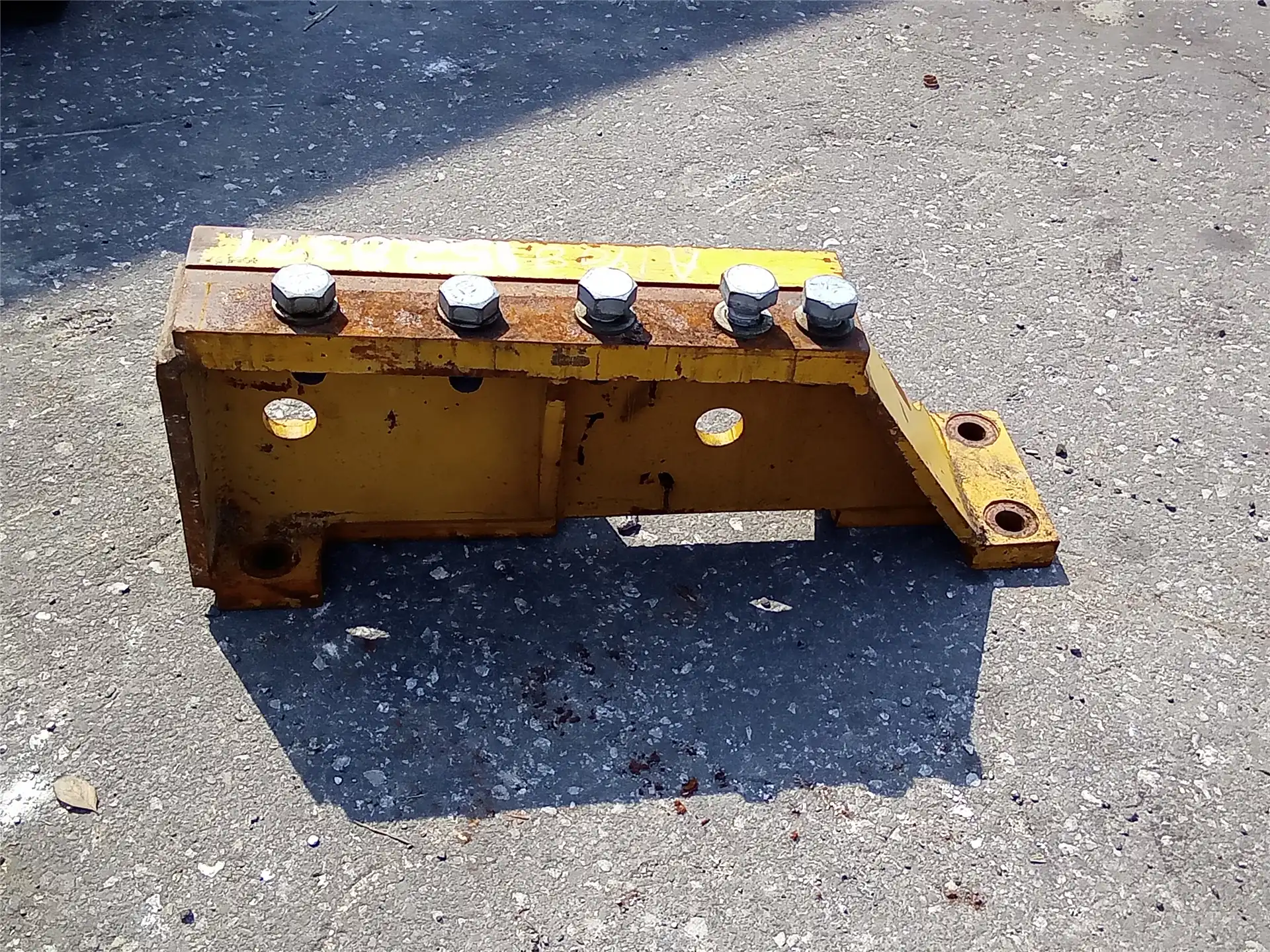 USED RH BRACKET image 2