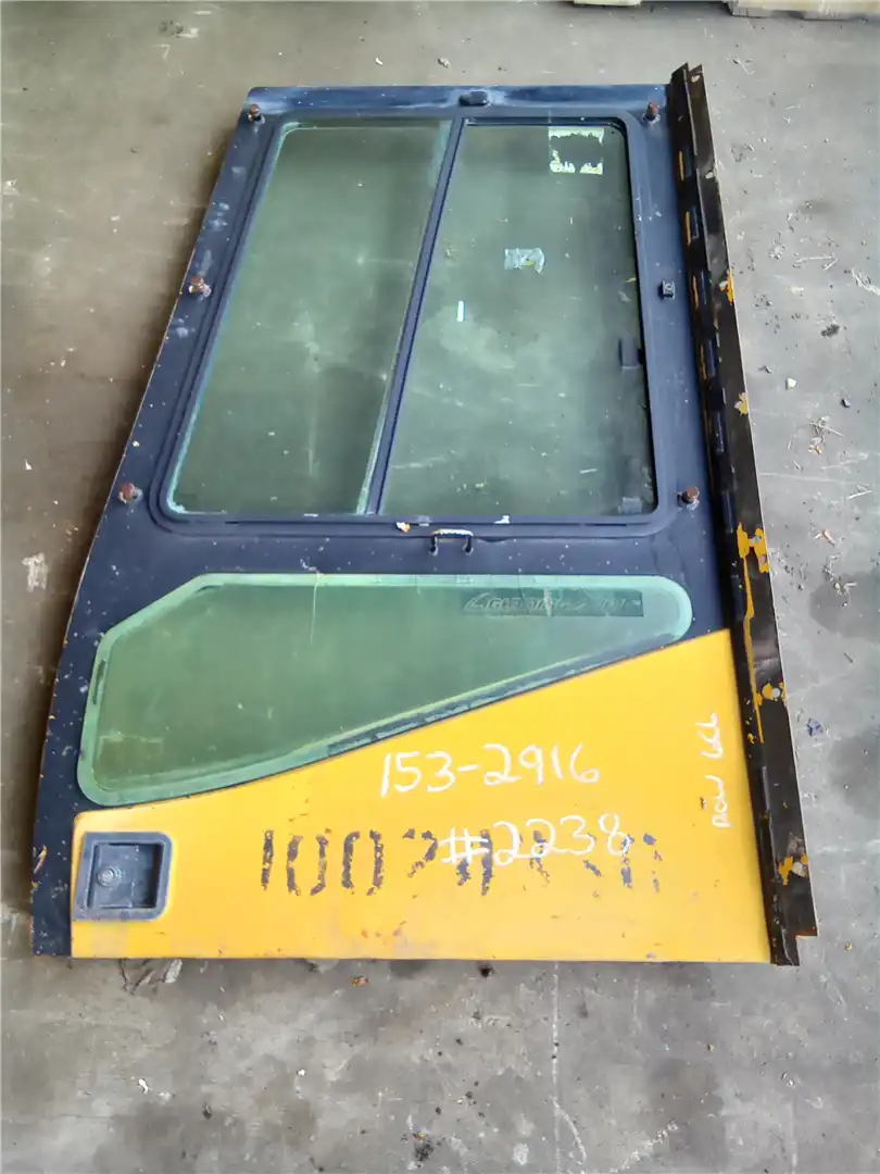 USED CAB DOOR image 2