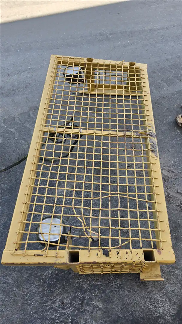 USED SCREEN AS indicator image 1