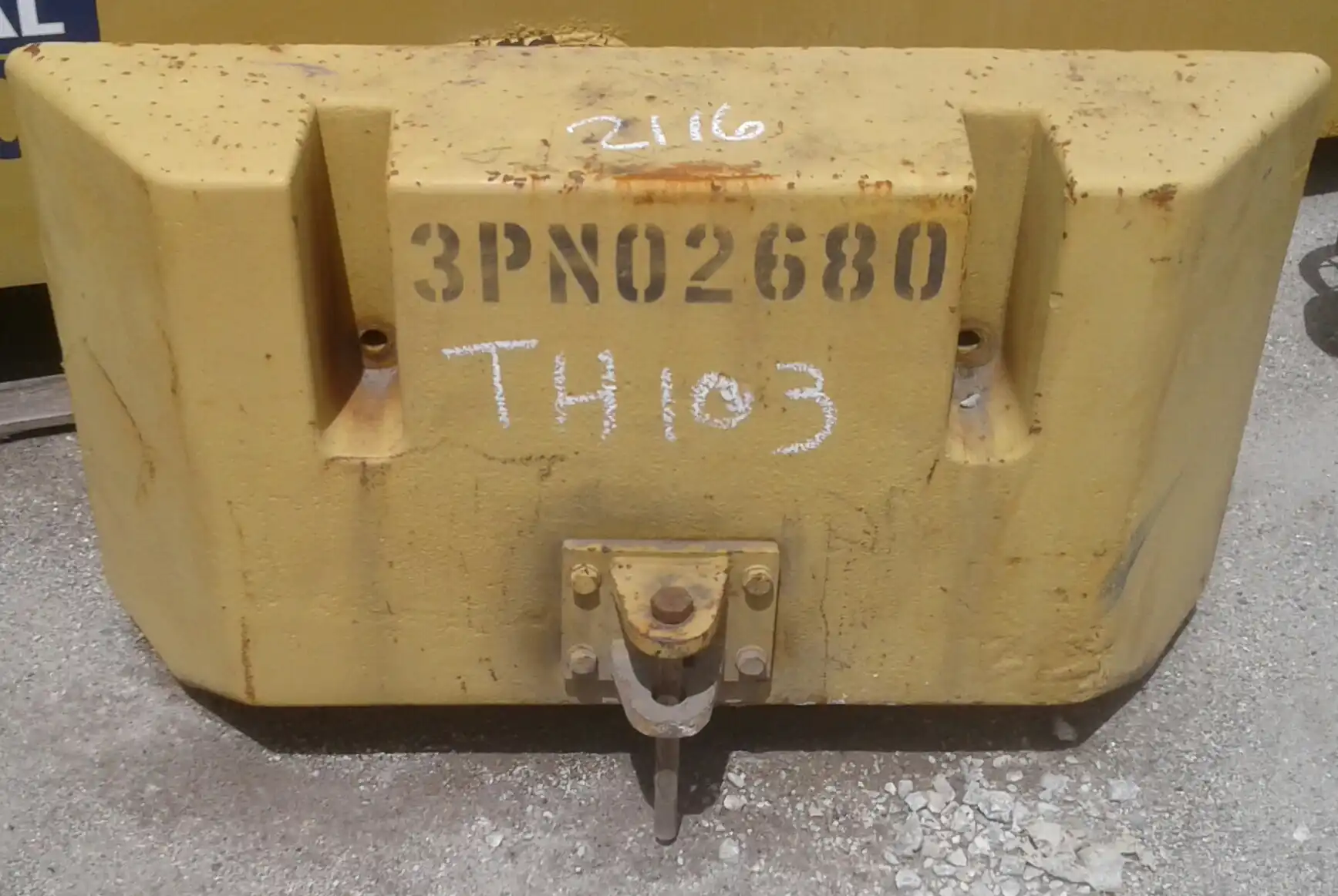 USED COUNTERWEIGHT indicator image 1