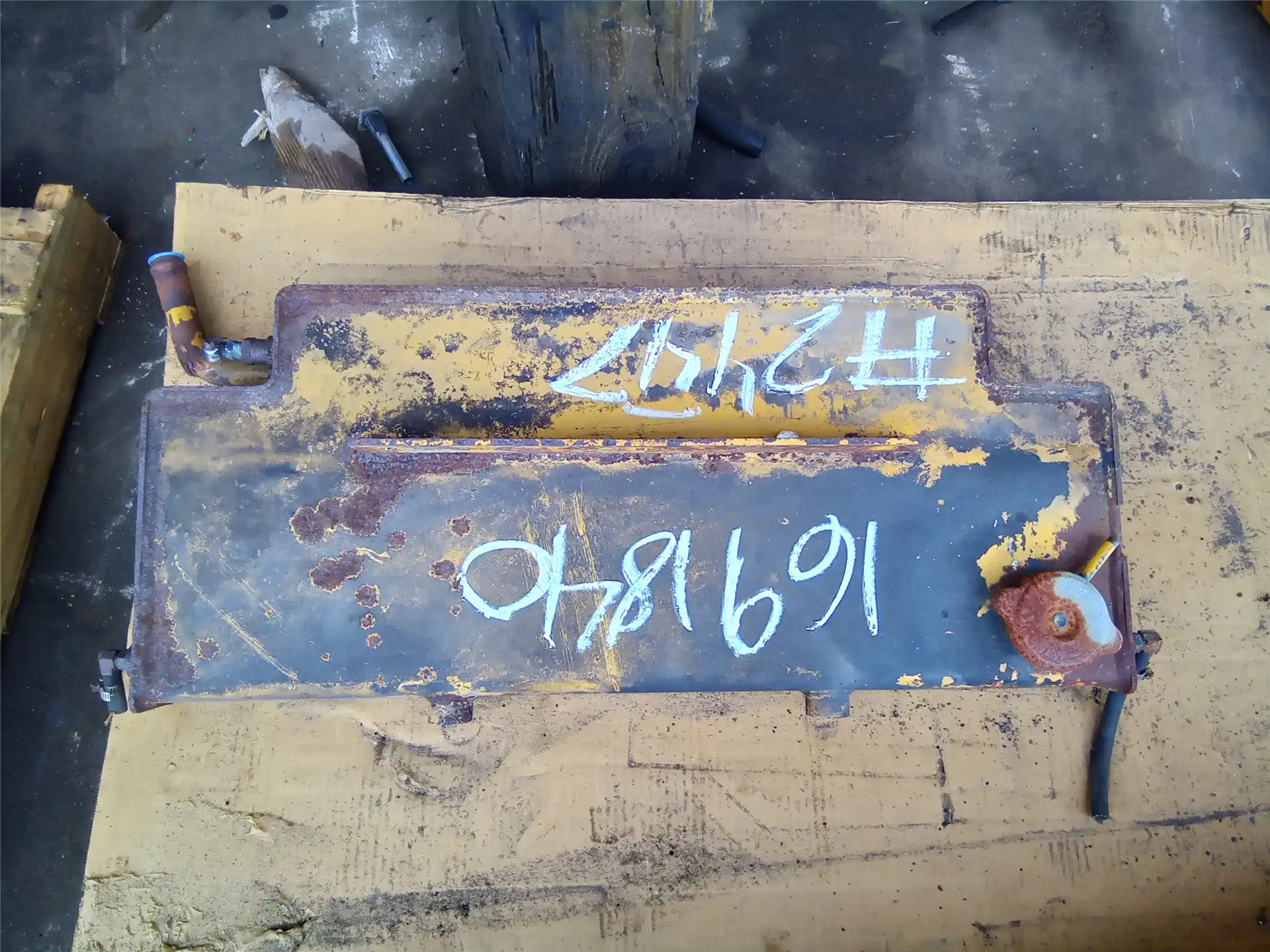 USED TOP COOLANT T image 3
