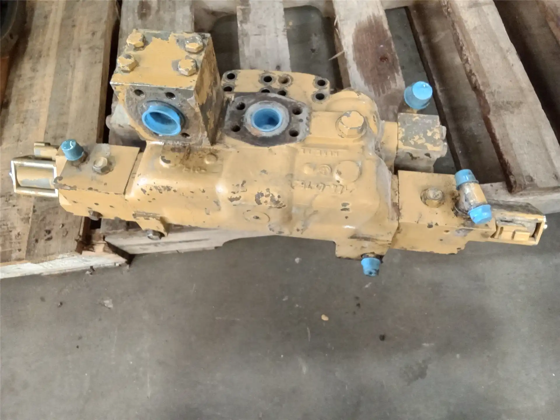 USED CONTROL VALVE indicator image 1