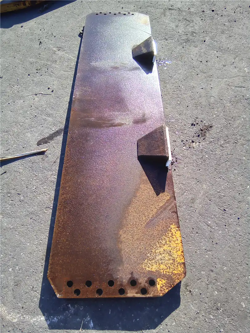 USED TAILGATE image 2