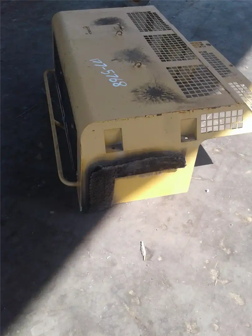 USED RADIATOR GUAR image 2