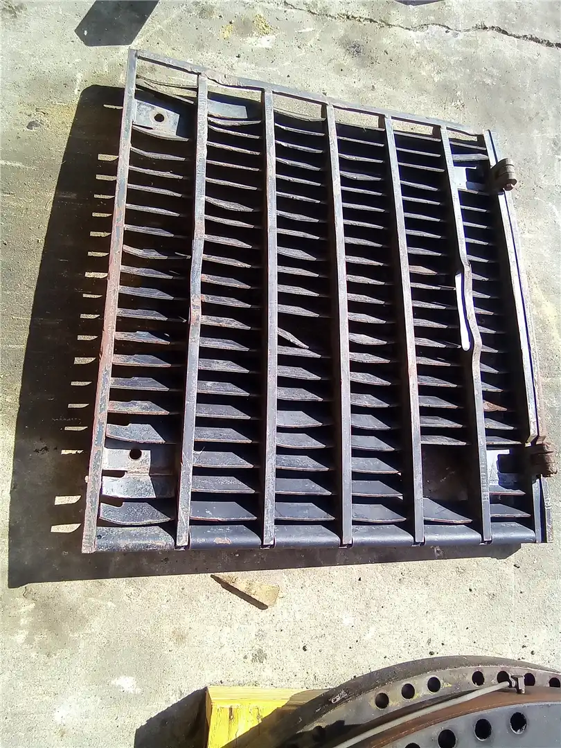 USED GRILL indicator image 1
